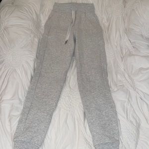 Lululemon Scuba Joggers Heathered Grey